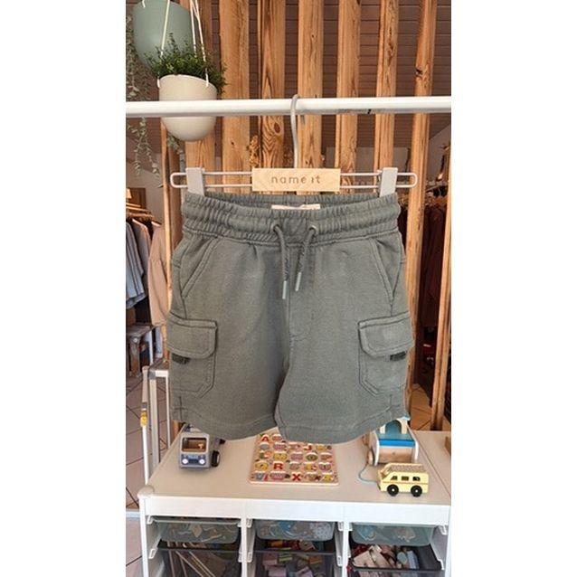 Pre Loved Kurze Hose von Sfera I Olive I Gr. 104/110