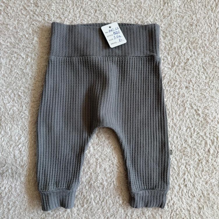 Pre Loved Handmade Hose I Anthrazit I Gr. 3–6M