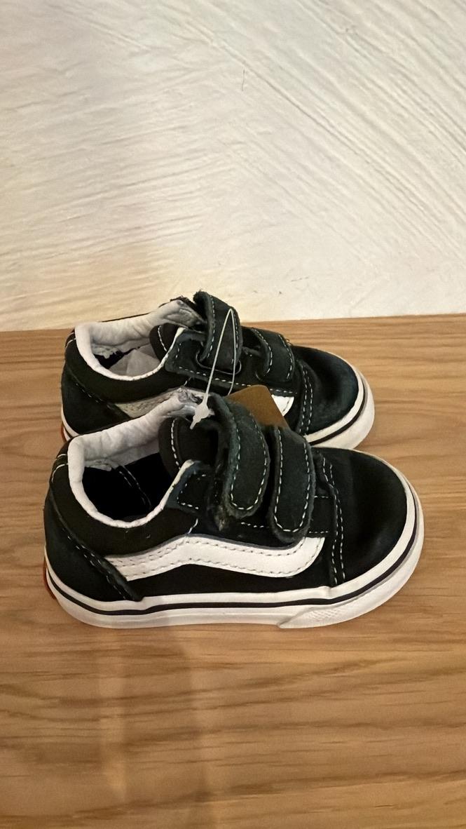 Pre Loved Schuhe von VANS I Schwarz I Gr. 18 - 0