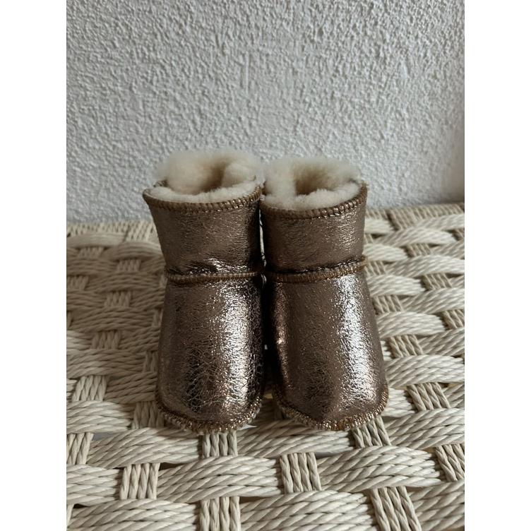 Pre-Loved Baby Booties „Borås“ von Shepherd | Farbe: Bronze | Grösse: 18/19