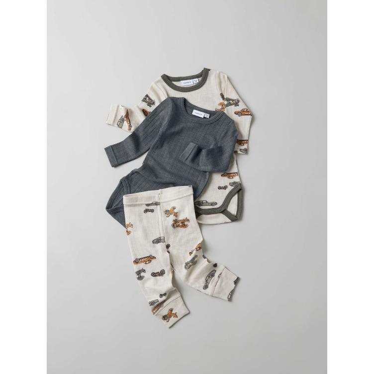 100% Wolle Body Name it - 1