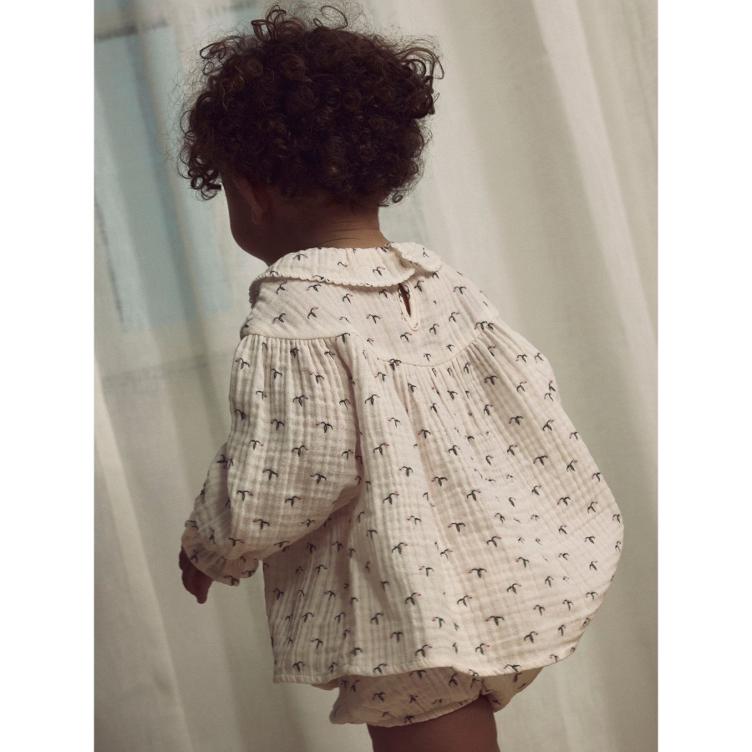 SALE I Lil’ Atelier – Bluse aus Bio-Baumwolle mit Allover-Print