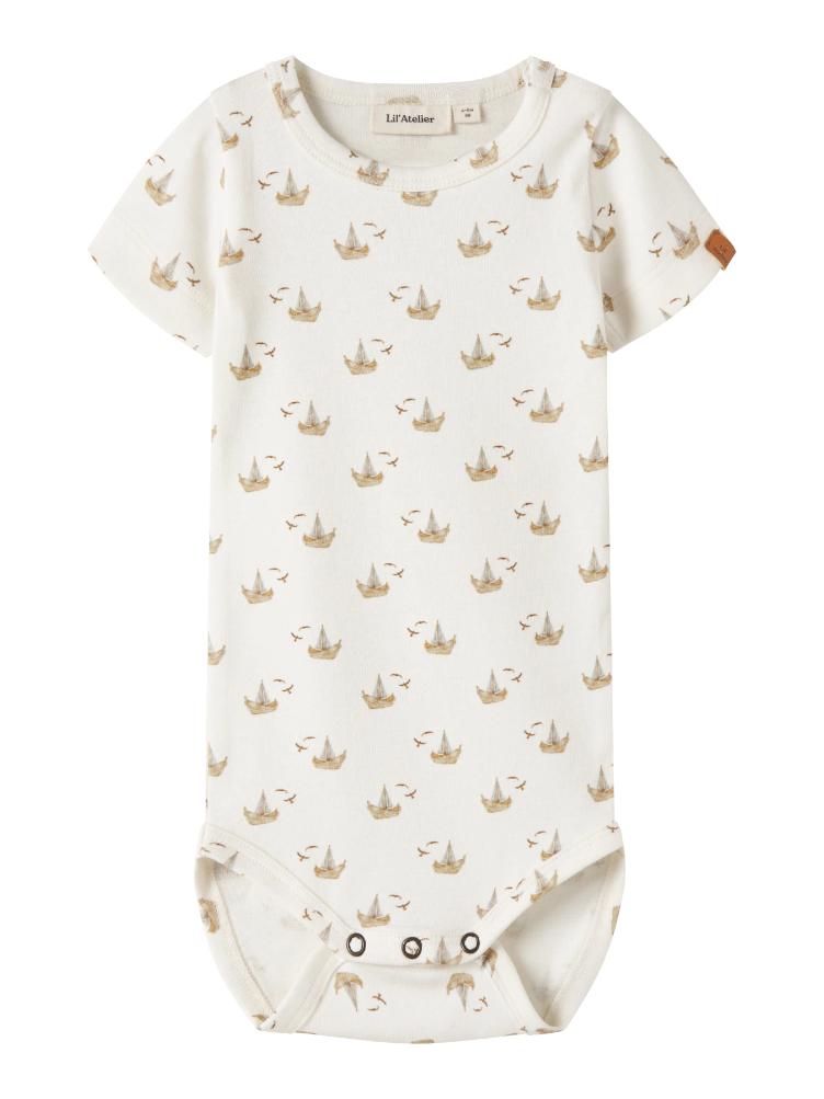 Lil’ Atelier BABY Kurzarm Body – Coconut Milk BOAT - 0