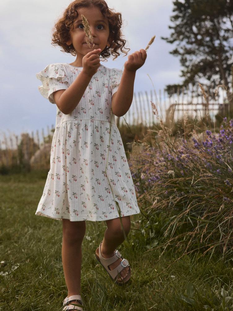 Lil’ Atelier Kleid Kurzarm – Coconut Milk Strawberry - 1