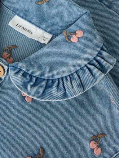 Mädchen Jeansjacke aus Bio-Baumwolle – mit Kirsch-Stickerei Lil’ Atelier - 1