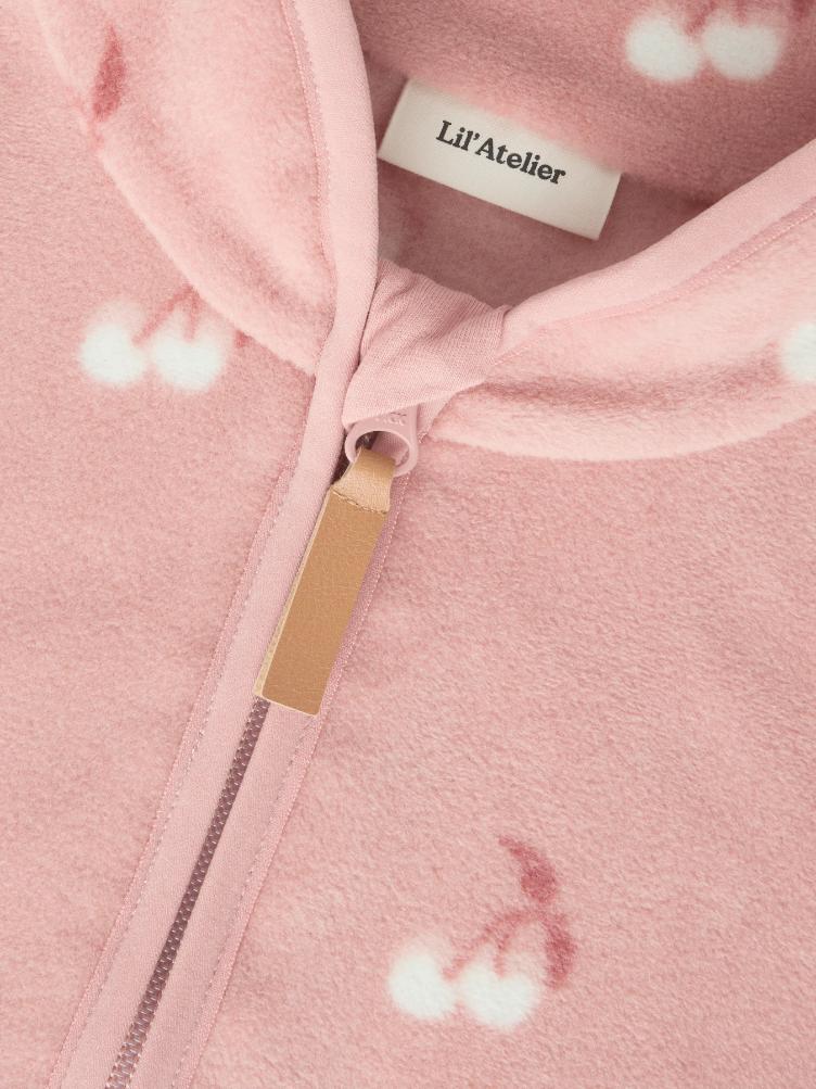 Fleece Jacke mit Allover-Print – High Neck Lil’ Atelier - 0