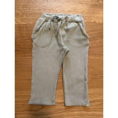 Pre-Loved Hose von Lila Atelier | Seagrass Grün | Grösse: 92