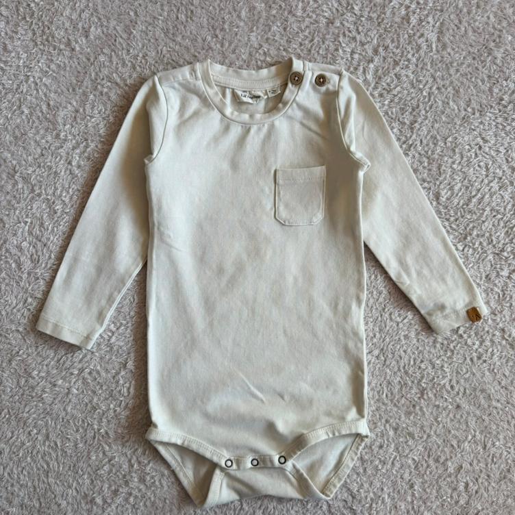 Pre Loved Body von Lil` Atelier I Cream I Gr. 80