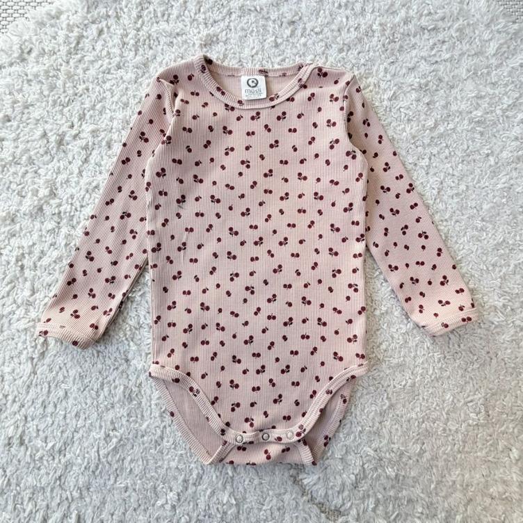 *Pre-Loved Langarm Rippe Body von Müsli by Green Cotton I Rosé mit Print I Grösse 86