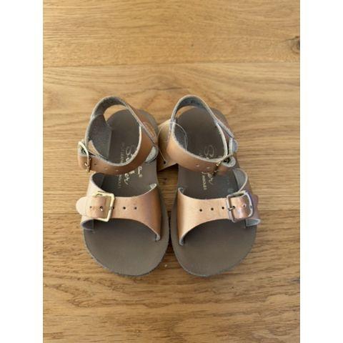 Pre-Loved Sun-San „Surfer“ Sandalen von Salt-Water Sandals in Rose Gold I Grösse EU 23 (Salt-Water Gr. 7)