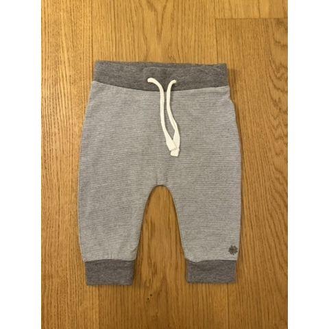 Pre-Loved Hose von Noppies | Grau gestreift | Grösse: 56