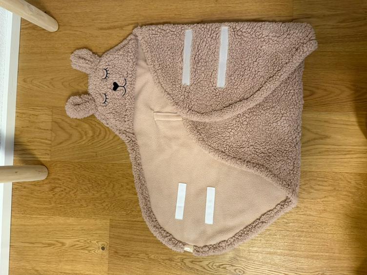 Pre-Loved Einschlagdecke / Babyschalen-Fusssack – Jollein „Bouclé Teddy Bear“ I Wild Rose - 4