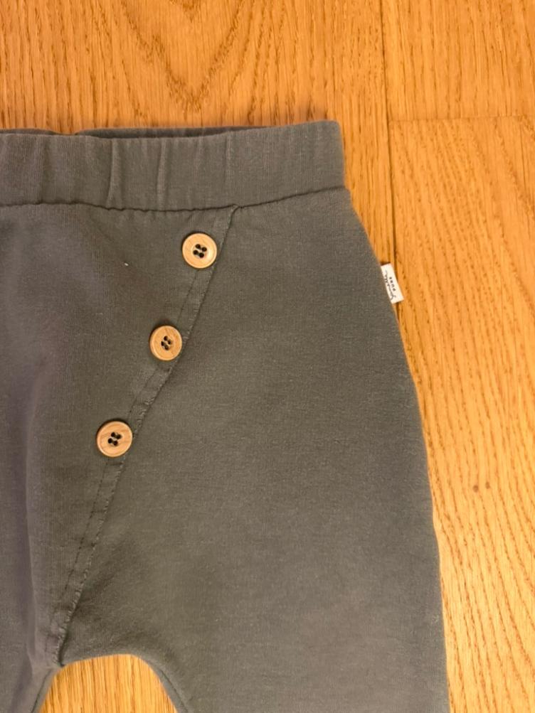 Pre-Loved Sanetta Baby-Sweathose | Olivegrün | Grösse 74 - 1