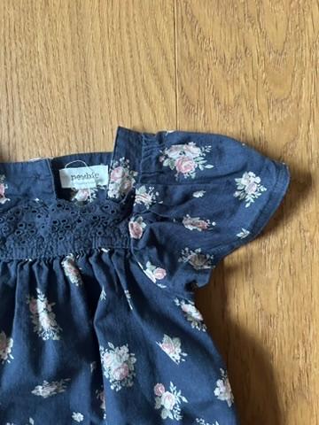 Pre-Loved Overall von Newbie | Dunkelblau mit floralem Print | Grösse: 56 - 0