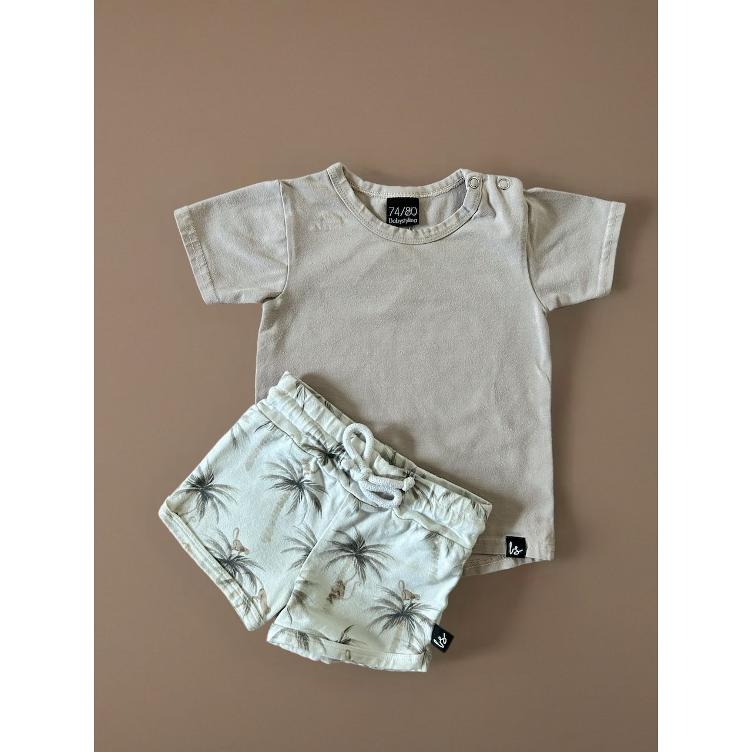 Pre-Loved Set von Babystyling | T-Shirt & Shorts | Naturfarbe | Grösse: 74/80