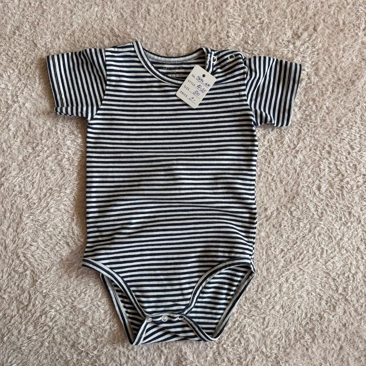 Pre Loved Kurzarm-Body von Hust & Claire I Navy Gestreift I Gr. 80