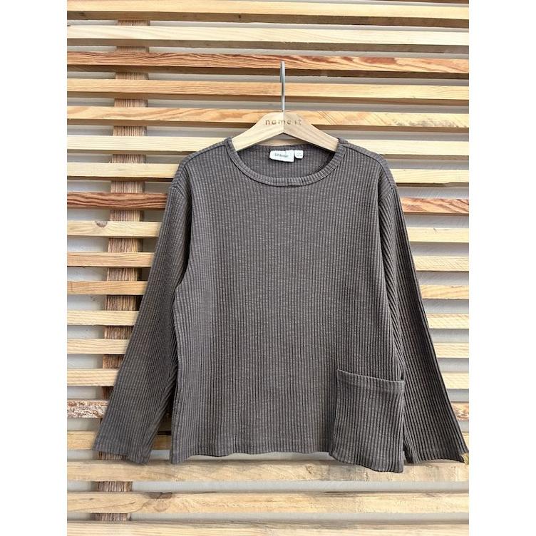 Pre-Loved geripptes T-Shirt von Lil’ Atelier | Farbe: Braun | Grösse: 122/128