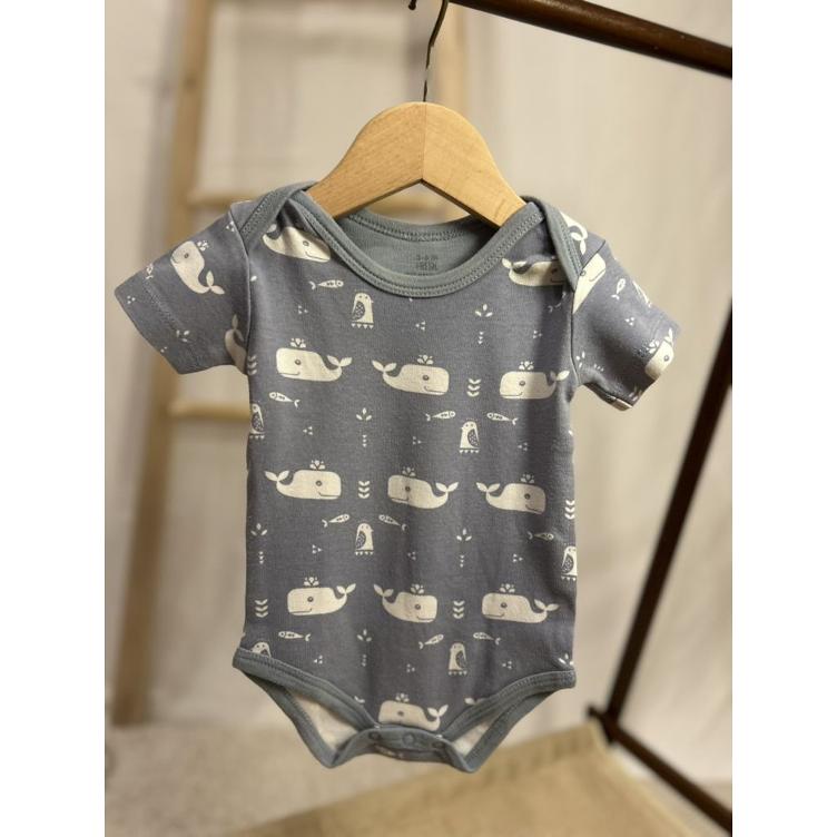 Pre-Loved Baby-Body von Fresk mit Wal-Print I Grösse 3–6M