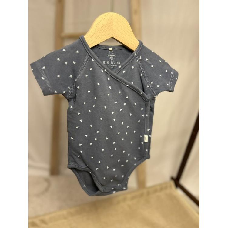 Pre-Loved Baby-Wickelbody von Lässig Fashion I Grösse 3–6M