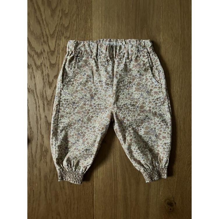 Pre-Loved Ballonhose von Wheat | Beigetöne mit Floral-Print | Grösse: 68